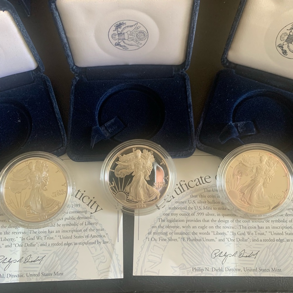 Silver- 3 American Eagle proof silver bullion coins